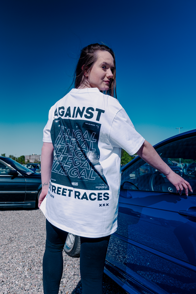 AGAINSTILLEGALSTREETRACES T-SHIRT WEIß